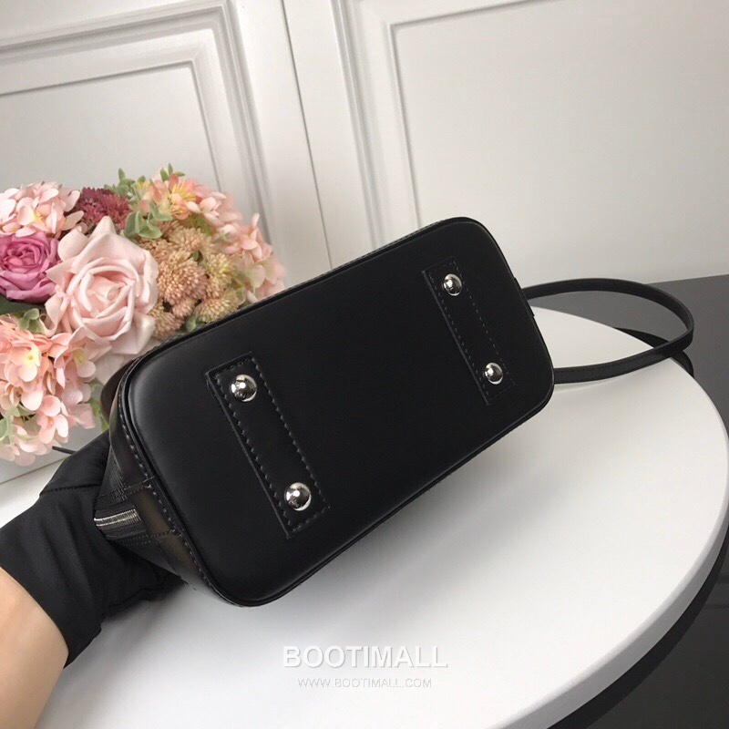 Louis Vuitton Alma BB Epi Leather Top Handle Bag 루이비통 알마 BB M40301 에피 레더 탑핸들백 25cm 7