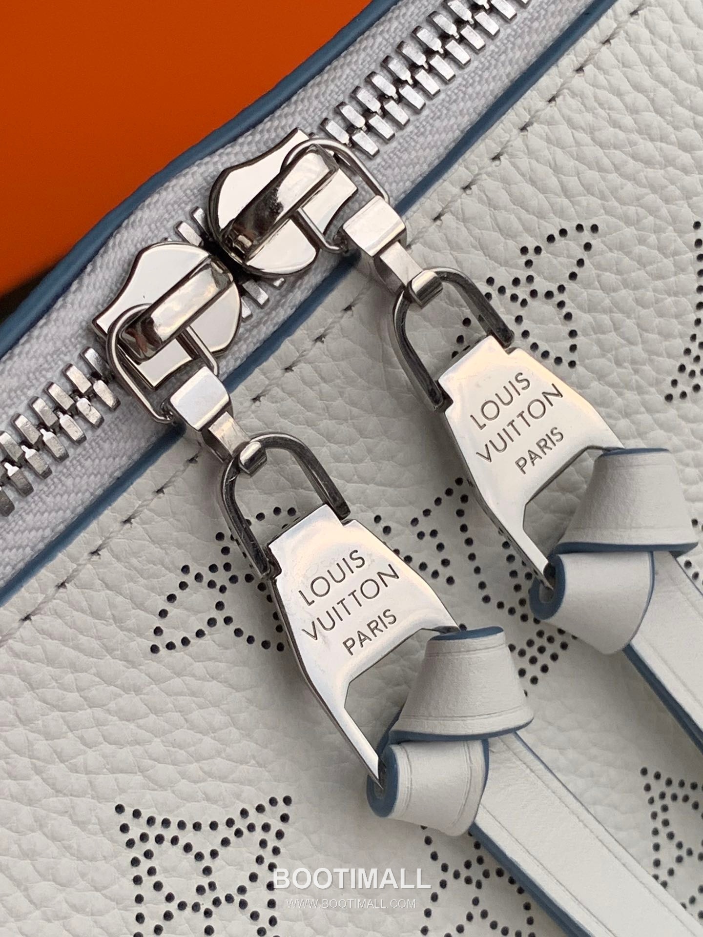 Louis Vuitton Babylone BB Perforated Calfskin Handbag 루이비통 바빌론 BB M56201 펀칭 카프스킨 핸드백 32cm 6