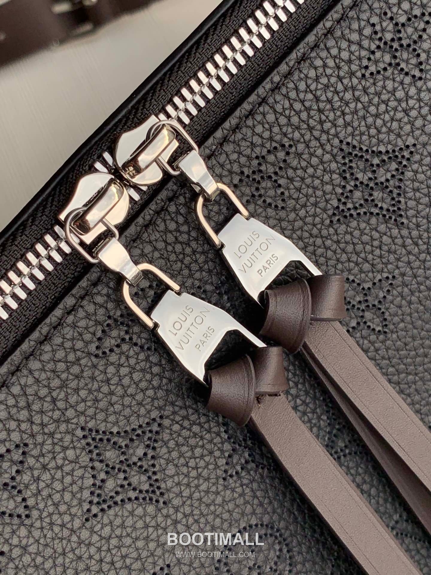 Louis Vuitton Babylone BB Perforated Calfskin Handbag 루이비통 바빌론 BB M56073 펀칭 카프스킨 핸드백 32cm 8