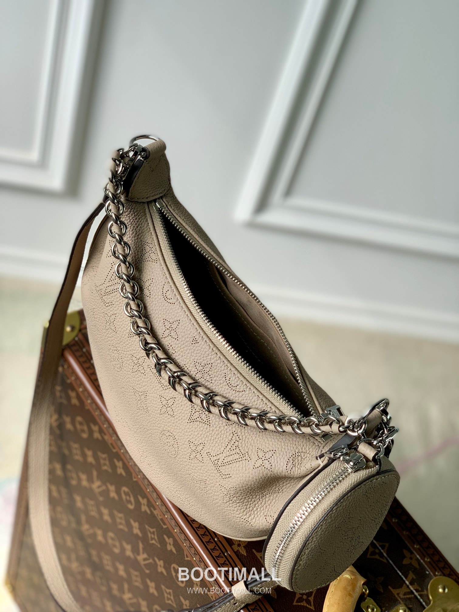 Louis Vuitton Baia Moon Bag Light Blue Handbag 루이비통 바이아 문 백 스몰 라이트 블루 핸드백 8