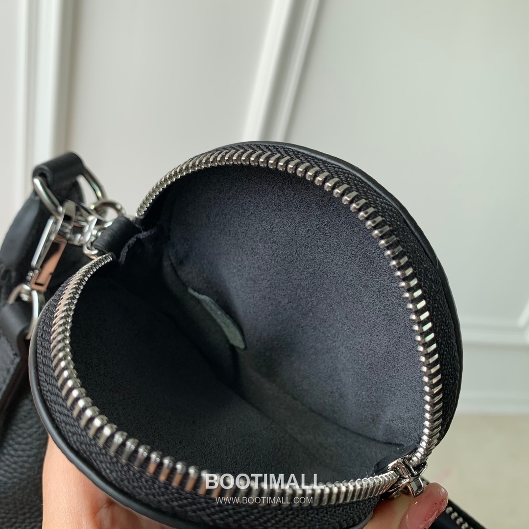 Louis Vuitton Baia Moon PM Black Handbag 루이비통 바이아 문 스몰 블랙 핸드백 8