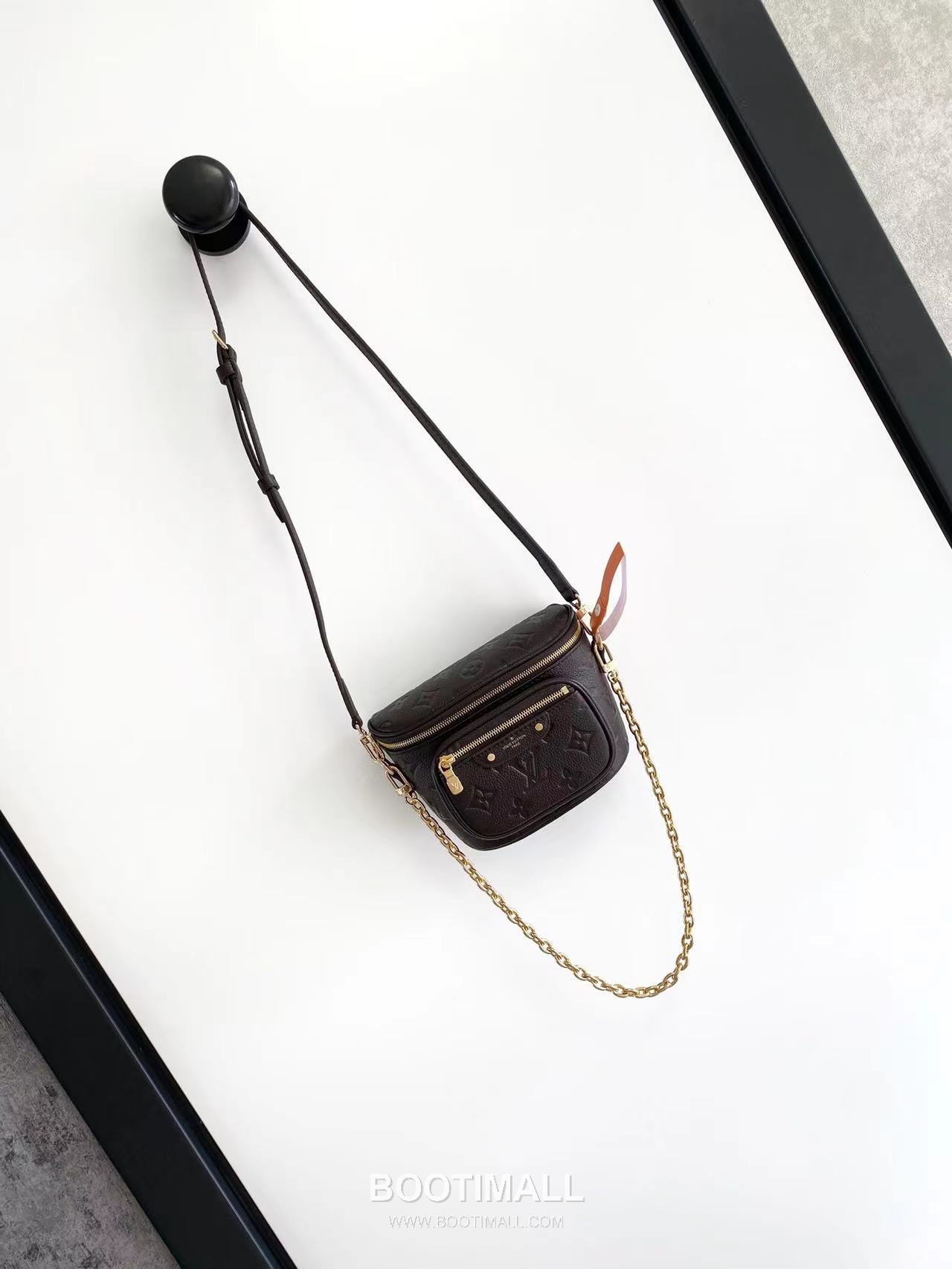 Louis Vuitton Speedy Bandoulière 25 Monogram Empreinte Leather Brown Top Handle Bag 루이비통 스피디 반둘리에르 25 모노그램 앙프렝뜨 레더 브라운 토트백 25cm 1