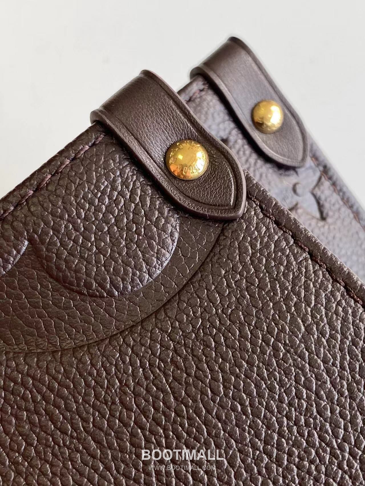 Louis Vuitton Low Key Cabas MM Grained Cowhide Leather Black Tote Bag 루이비통 로우 키 카바스 미디엄 그레인드 소가죽 블랙 토트백 47cm 7