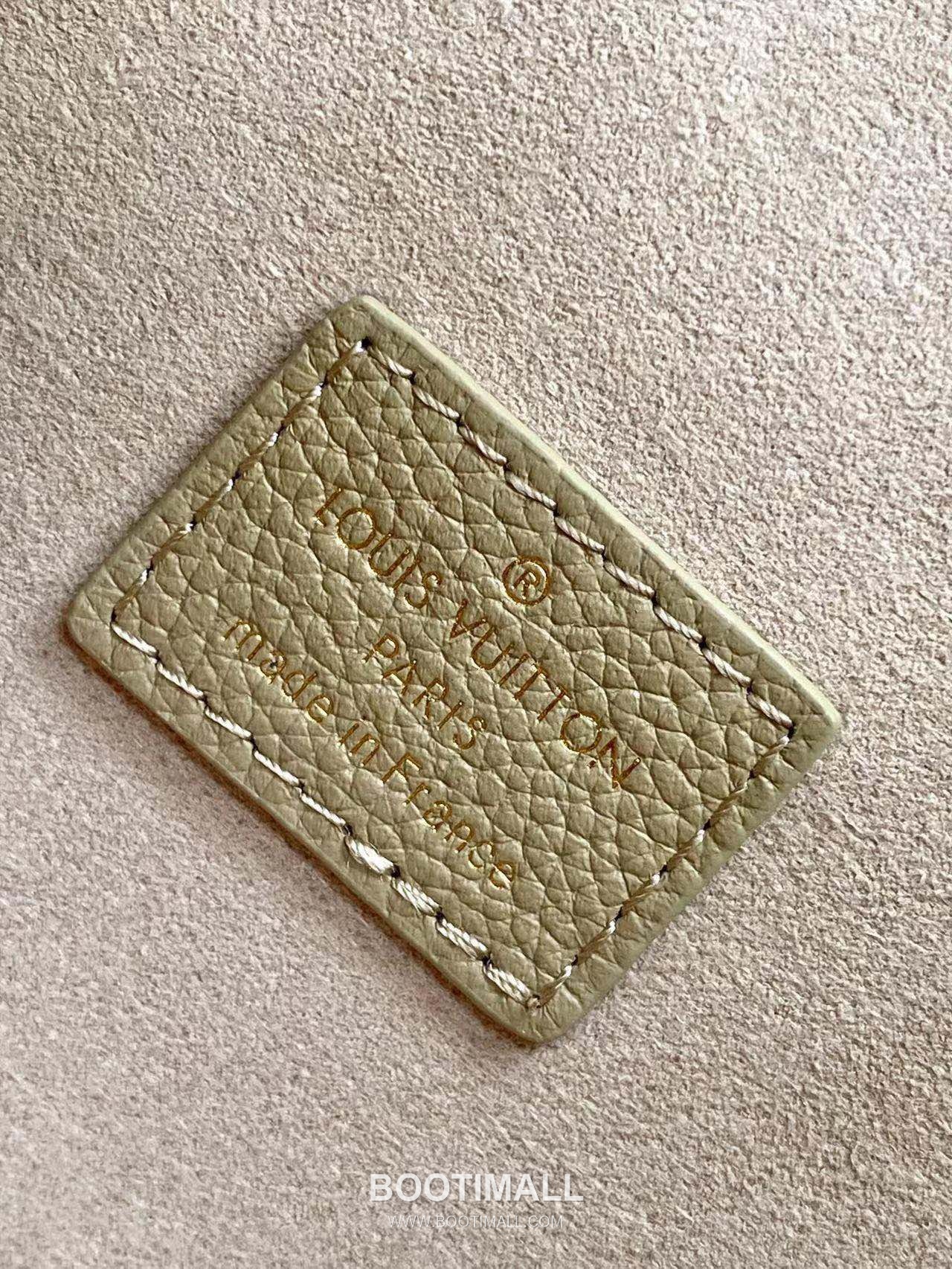 Louis Vuitton Low Key Hobo MM Cowhide Leather Black Hobo Bag 루이비통 로우 키 호보 미디엄 M24856 소가죽 블랙 호보백 35cm 9