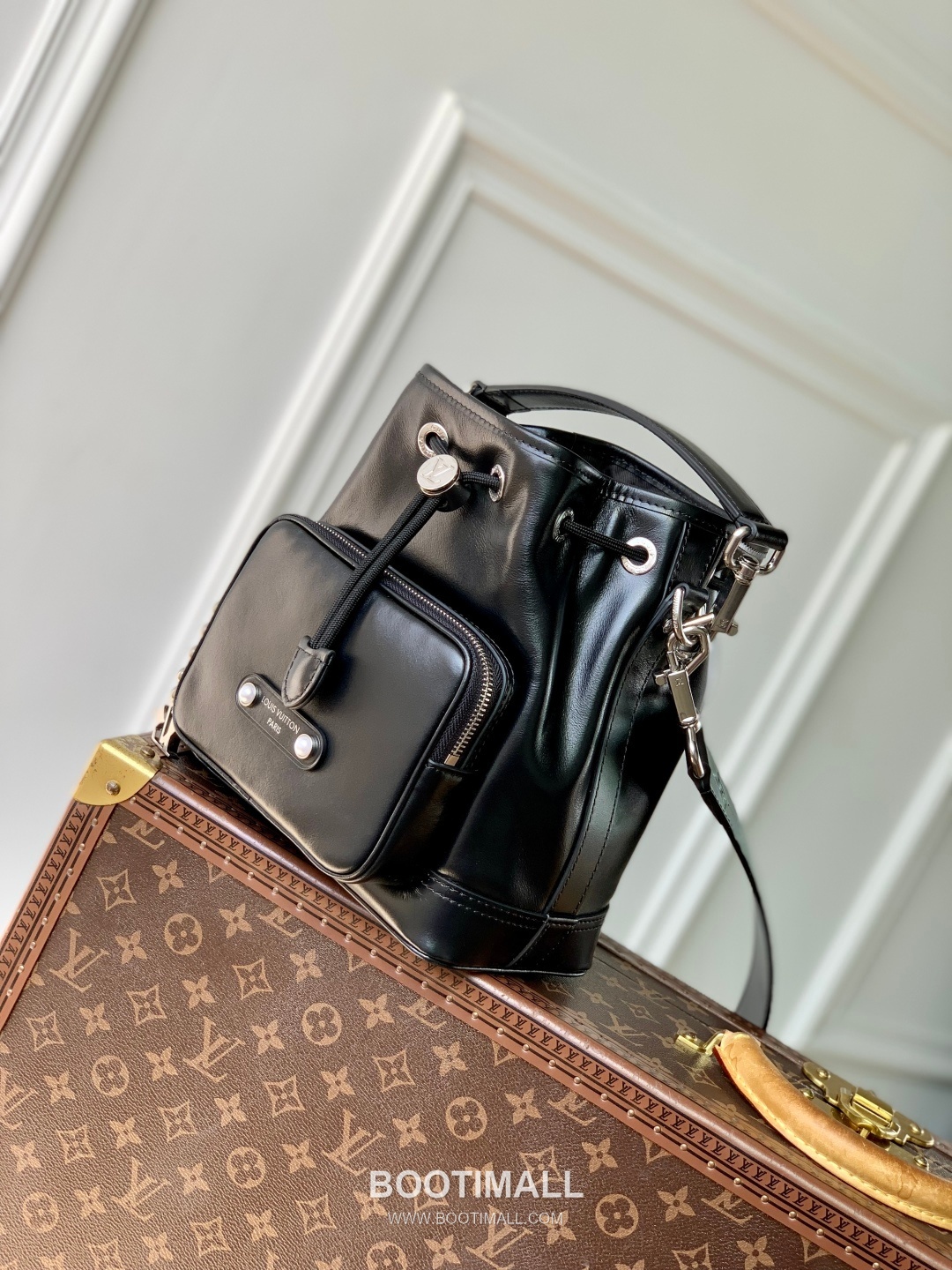 Louis Vuitton Noé Cargo PM Calfskin Leather Bucket Bag 루이비통 노에 카고 PM M13985 카프스킨 레더 버킷백 24cm 2