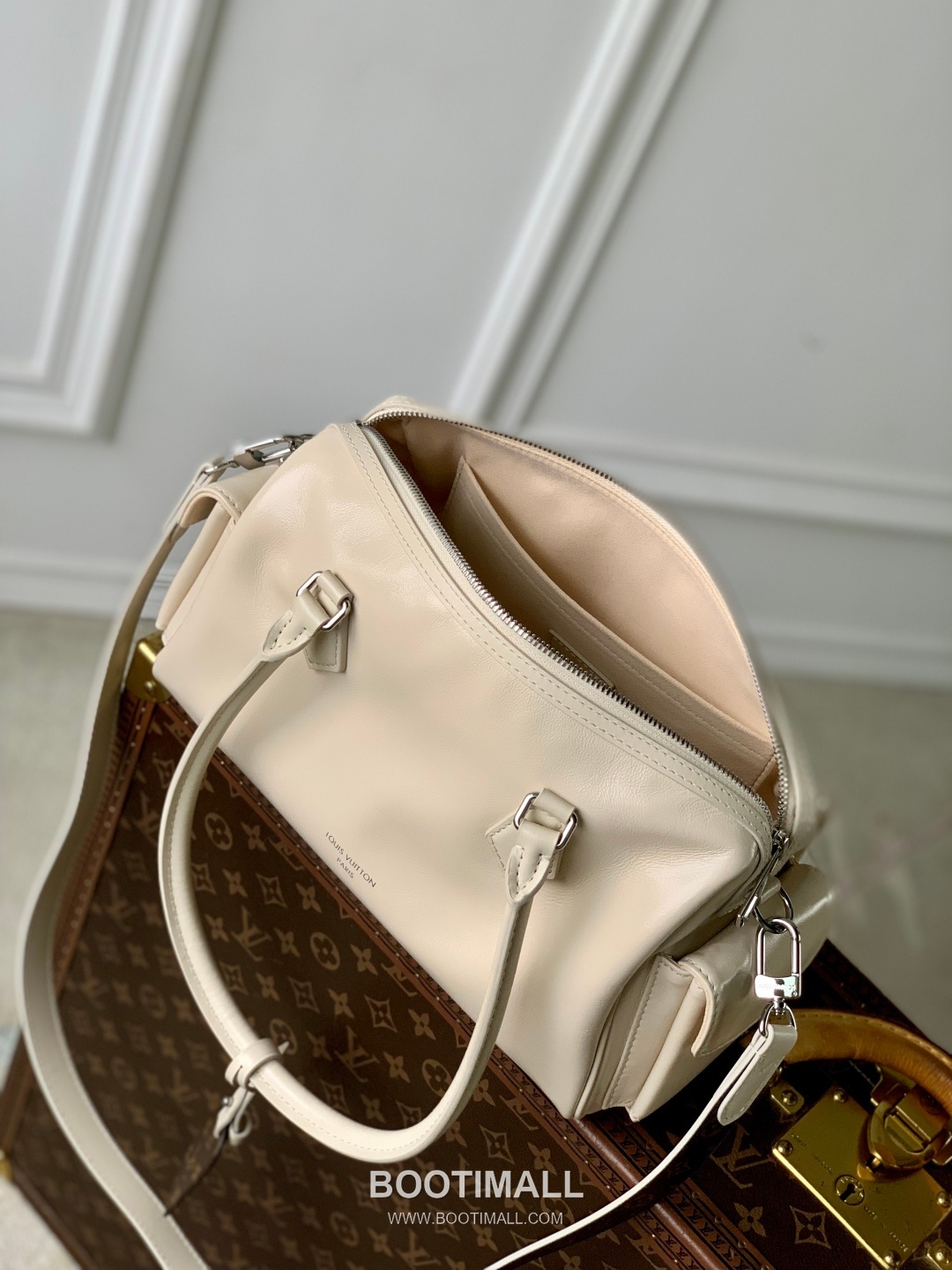 Louis Vuitton Speedy Cargo Bag Lambskin Leather Handbag 루이비통 스피디 카고 백 M12965 램스킨 레더 핸드백 28cm 9