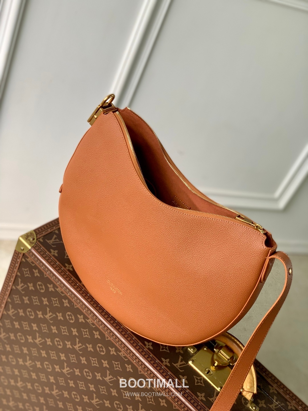 Louis Vuitton Low Key Cookie Medium Cowhide Leather Brown Handbag 루이비통 로우 키 쿠키 미디엄 소가죽 브라운 핸드백 32cm 9