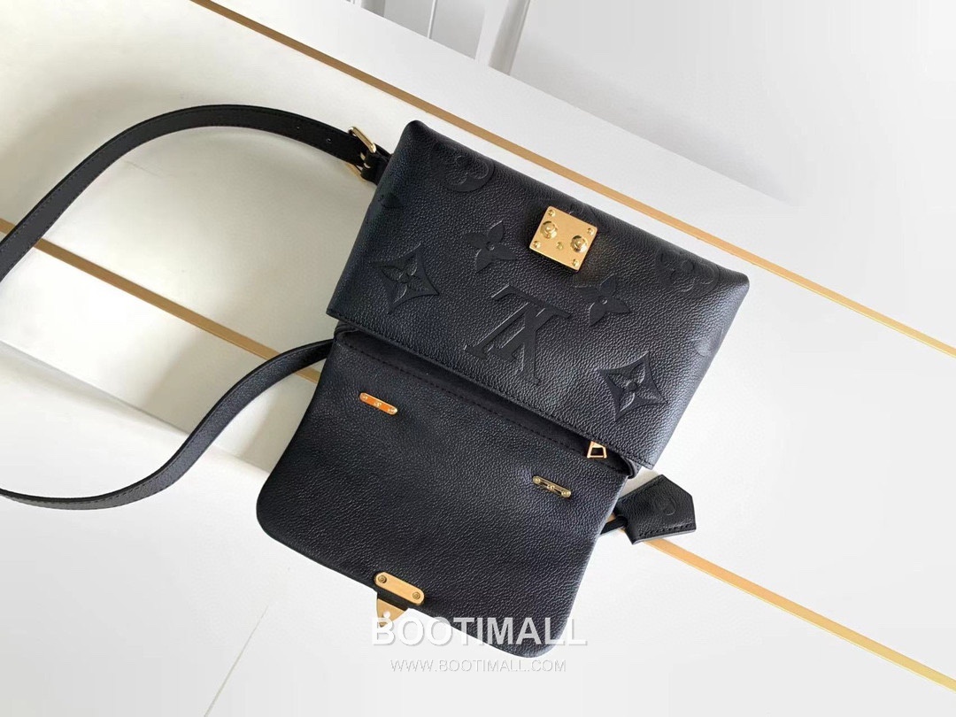 Louis Vuitton Madeleine BB Monogram Empreinte Leather Beige Top Handle Bag 루이비통 마들렌 BB M45978 M46008 모노그램 앙프렝뜨 엠보싱 레더 베이지 탑핸들백 24cm 7