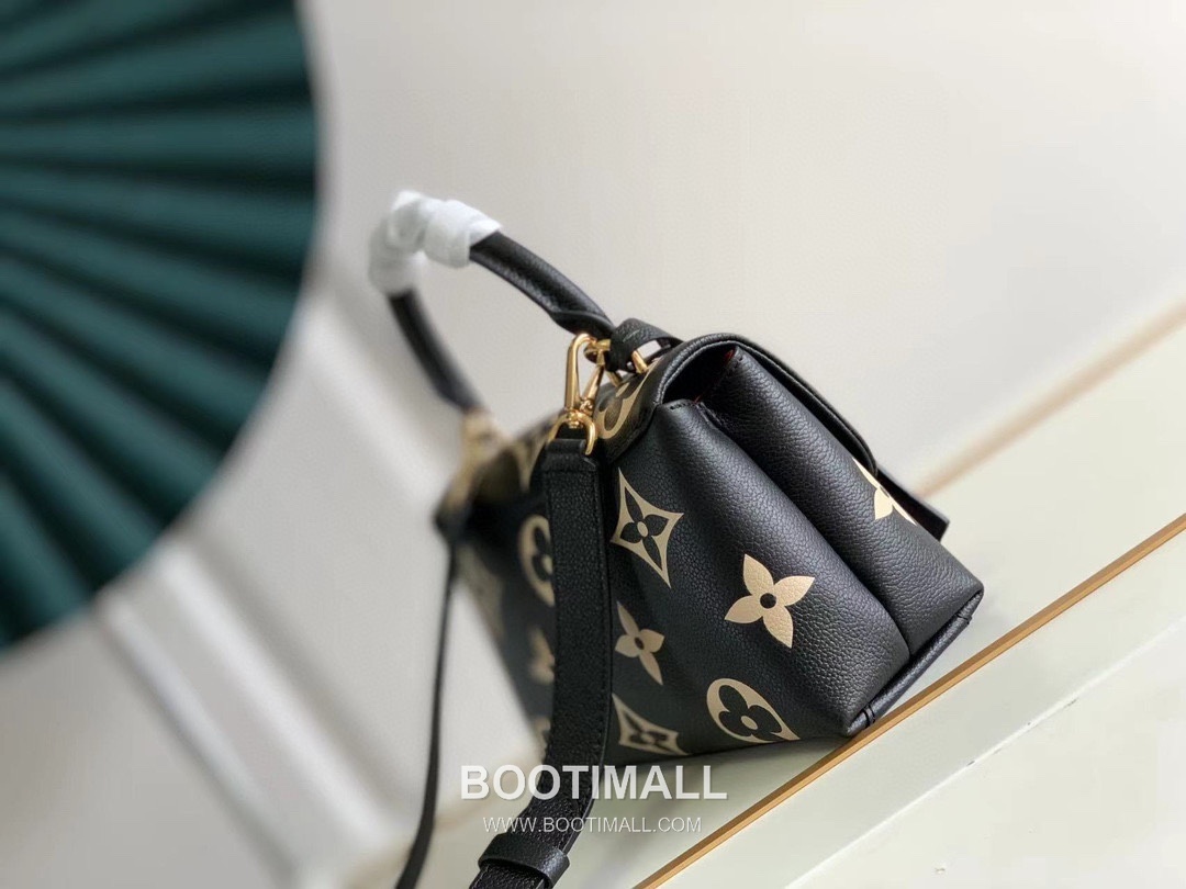 Louis Vuitton Madeleine BB Monogram Empreinte Leather Beige Top Handle Bag 루이비통 마들렌 BB M45978 M46008 모노그램 앙프렝뜨 엠보싱 레더 베이지 탑핸들백 24cm 2