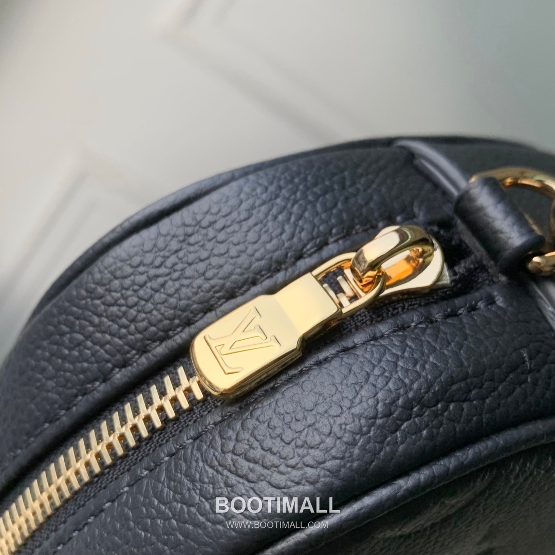 Louis Vuitton Tiny Camera Bag Monogram Empreinte Leather Black 루이비통 타이니 카메라 백 모노그램 앙프렝뜨 레더 블랙 19cm 7