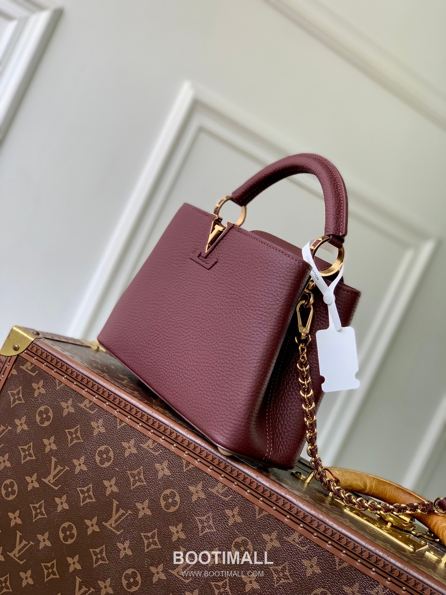 Louis Vuitton Capucines Mini Bag Taurillon Leather Burgundy Top Handle Bag 루이비통 카푸신 미니 백 타우리옹 가죽 버건디 탑핸들백 2