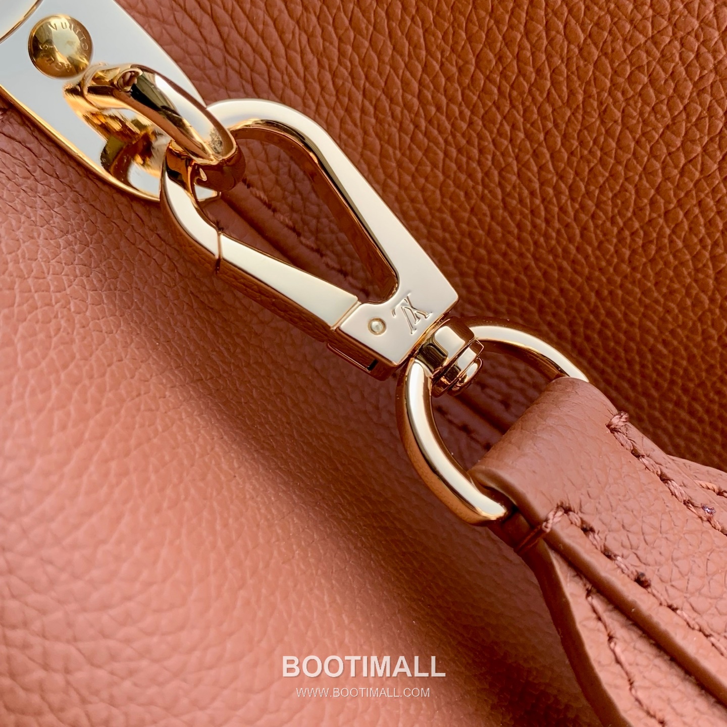 Louis Vuitton Capucines Souple MM Grained Calf Leather Brown Top Handle Bag 루이비통 카퓌신 수플 MM 그레인드 카프 레더 브라운 탑핸들백 33cm 7