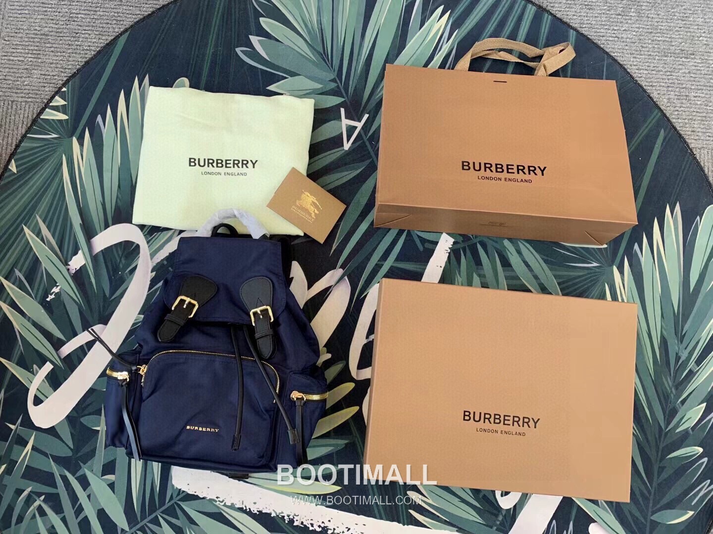 Burberry Military Backpack 버버리 밀리터리 백팩 33cm 1