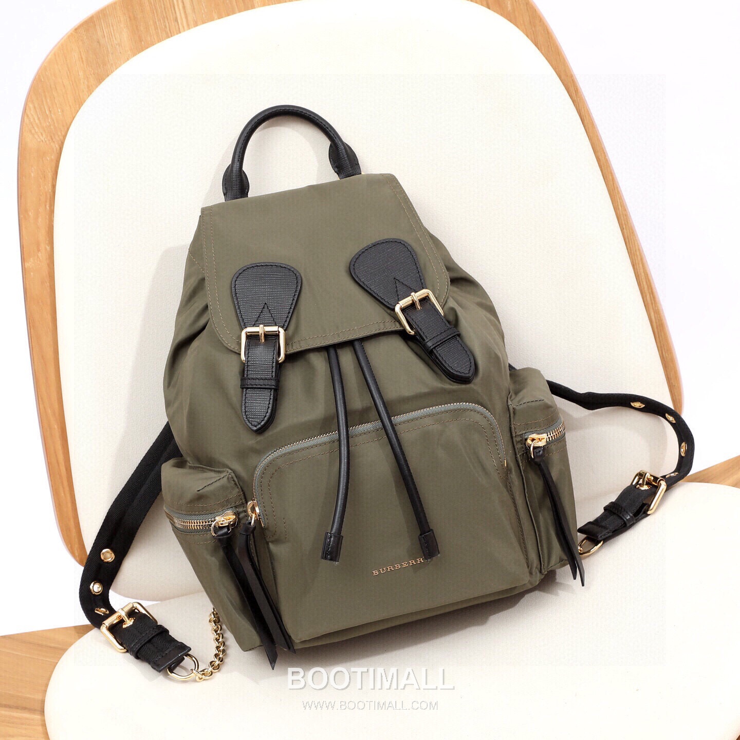 Burberry Military Backpack 버버리 밀리터리 백팩 33cm 2