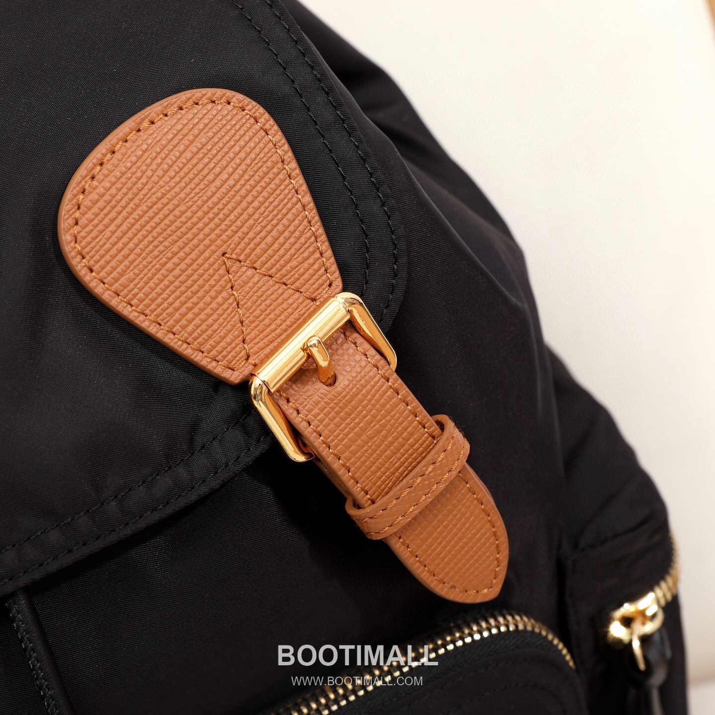 Burberry Military Backpack 버버리 밀리터리 백팩 33cm 4