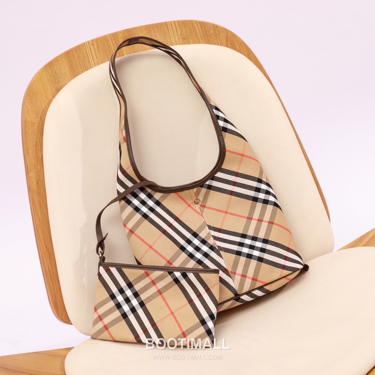 Burberry Diagonal Check Hobo Tote Diagonal Check Fabric Hobo Tote Bag 버버리 대각 체크 호보 토트 대각 체크 패브릭 호보 토트백 46.5cm 20