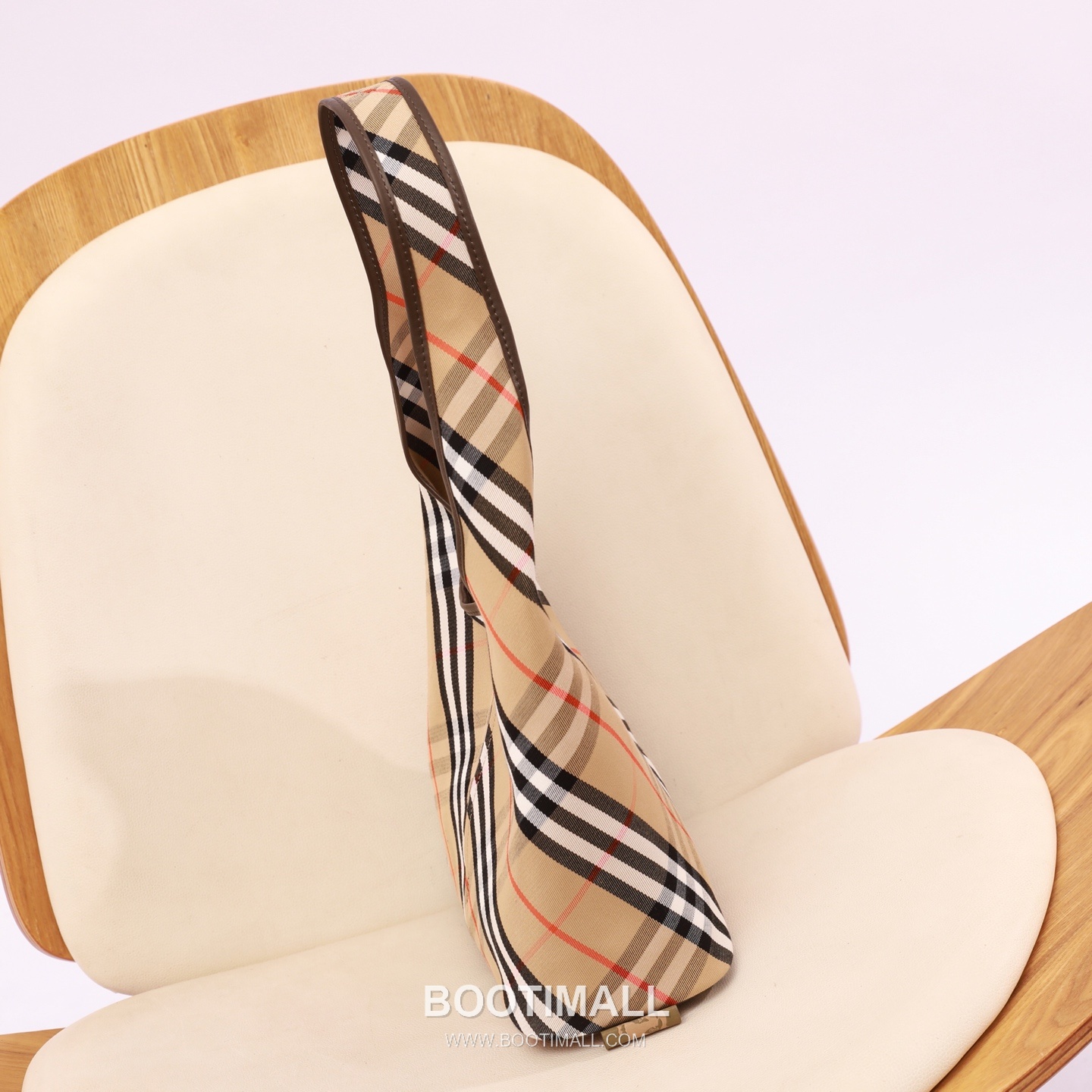 Burberry Diagonal Check Hobo Tote Diagonal Check Fabric Hobo Tote Bag 버버리 대각 체크 호보 토트 대각 체크 패브릭 호보 토트백 46.5cm 22