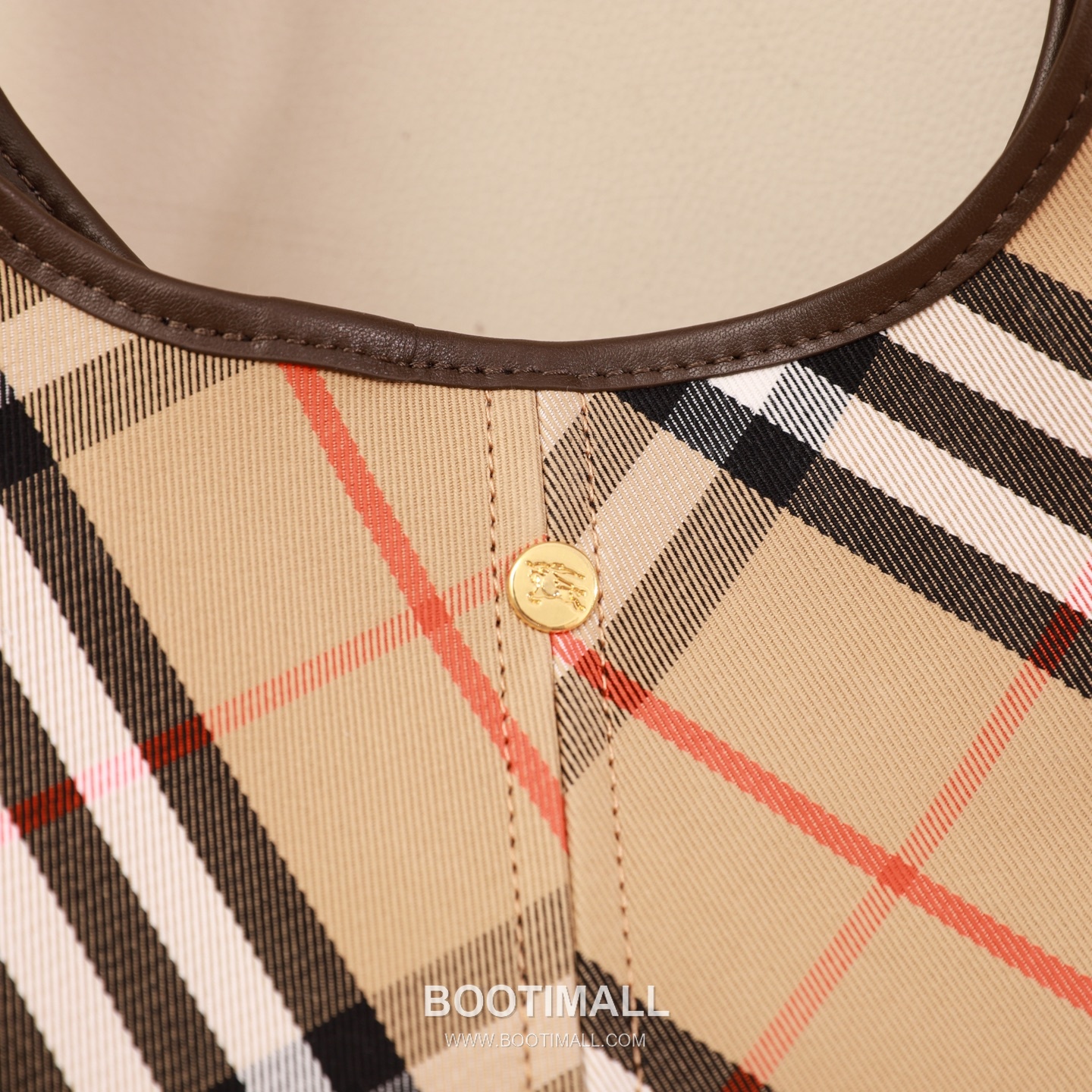 Burberry Diagonal Check Hobo Tote Diagonal Check Fabric Hobo Tote Bag 버버리 대각 체크 호보 토트 대각 체크 패브릭 호보 토트백 46.5cm 23