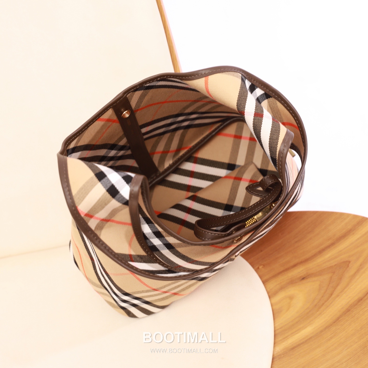 Burberry Diagonal Check Hobo Tote Diagonal Check Fabric Hobo Tote Bag 버버리 대각 체크 호보 토트 대각 체크 패브릭 호보 토트백 46.5cm 27