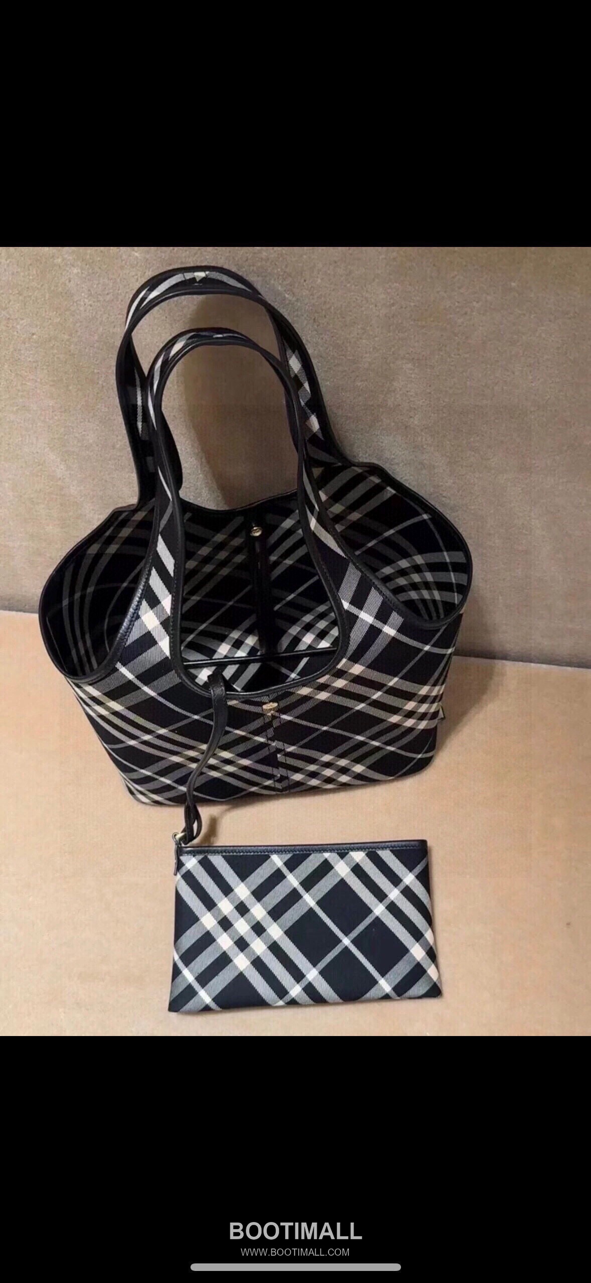 Burberry Diagonal Check Hobo Tote Diagonal Check Fabric Hobo Tote Bag 버버리 다이아고날 체크 호보 토트 다이아고날 체크 패브릭 호보 토트백 41cm 5