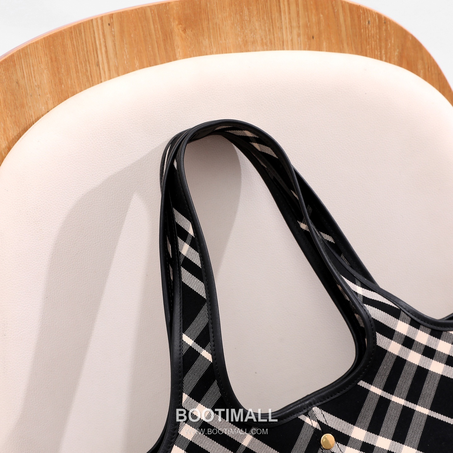 Burberry Diagonal Check Hobo Tote Diagonal Check Fabric Hobo Tote Bag 버버리 다이아고날 체크 호보 토트 다이아고날 체크 패브릭 호보 토트백 41cm 17