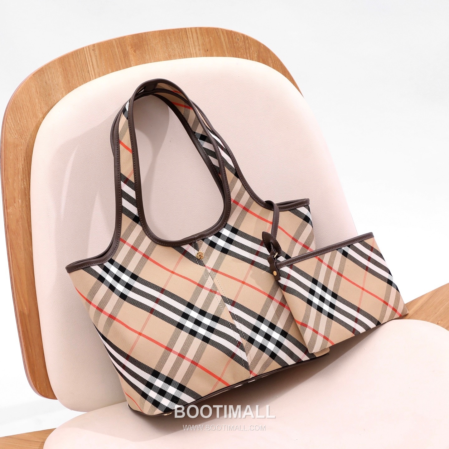 Burberry Diagonal Check Hobo Tote Diagonal Check Fabric Hobo Tote Bag 버버리 다이아고날 체크 호보 토트 다이아고날 체크 패브릭 호보 토트백 41cm 25
