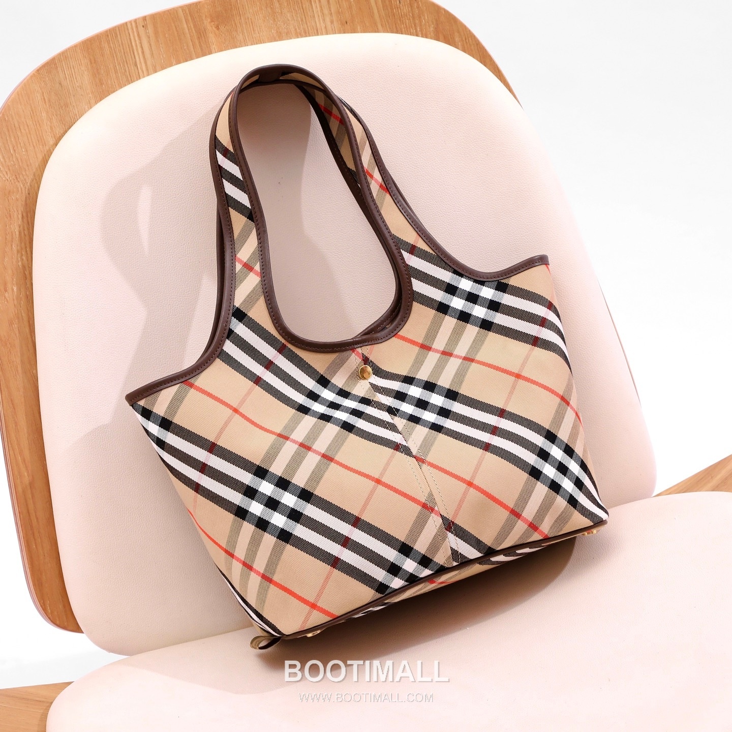 Burberry Diagonal Check Hobo Tote Diagonal Check Fabric Hobo Tote Bag 버버리 다이아고날 체크 호보 토트 다이아고날 체크 패브릭 호보 토트백 41cm 26