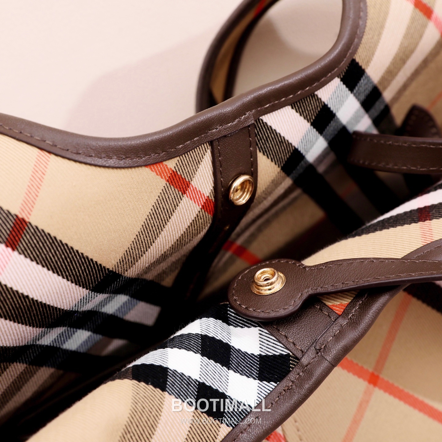 Burberry Diagonal Check Hobo Tote Diagonal Check Fabric Hobo Tote Bag 버버리 다이아고날 체크 호보 토트 다이아고날 체크 패브릭 호보 토트백 41cm 33