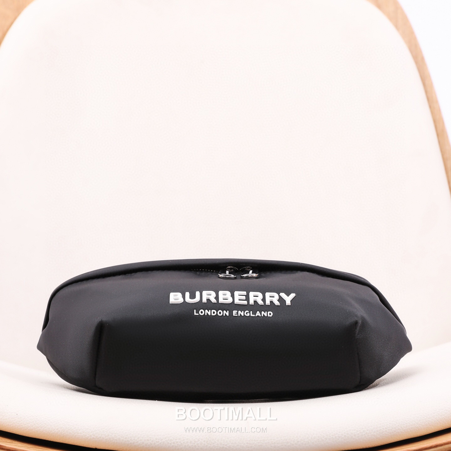 Burberry Logo Print ECONYL Belt Bag ECONYL Recycled Nylon 버버리 로고 프린트 ECONYL 벨트백 ECONYL 재생 나일론 31cm 4