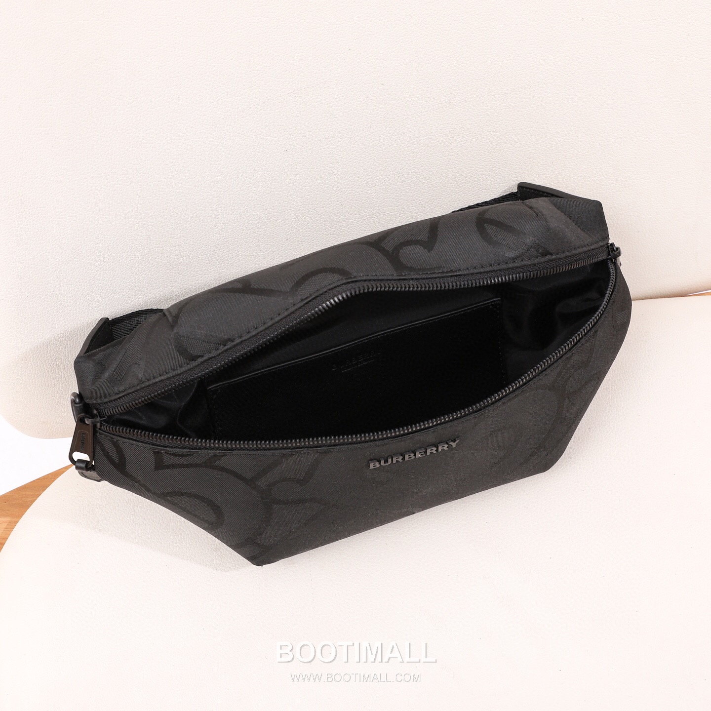 Burberry Logo Cotton Canvas Belt Bag Cotton Canvas 버버리 로고 코튼 캔버스 벨트백 297948 코튼 캔버스 31cm 8