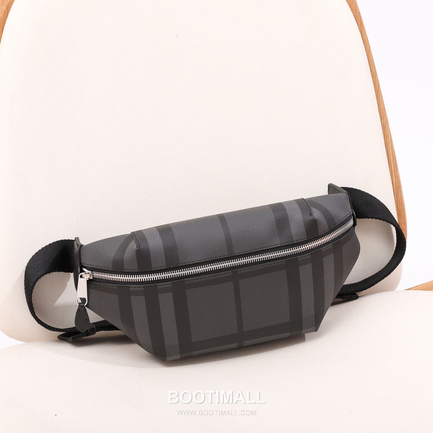 Burberry Smoked Check Belt Bag Check Canvas 버버리 스모크 체크 벨트백 297048 체크 캔버스 31cm 1