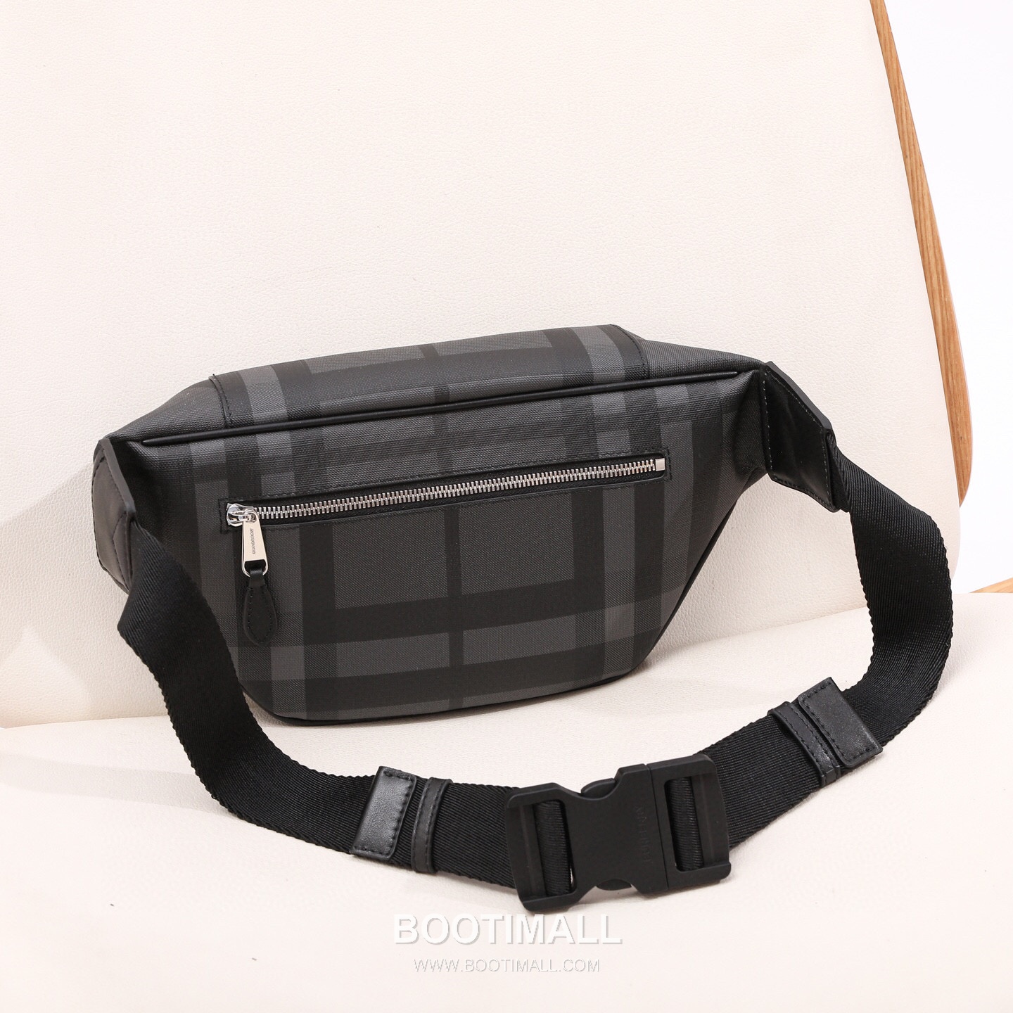 Burberry Smoked Check Belt Bag Check Canvas 버버리 스모크 체크 벨트백 297048 체크 캔버스 31cm 2