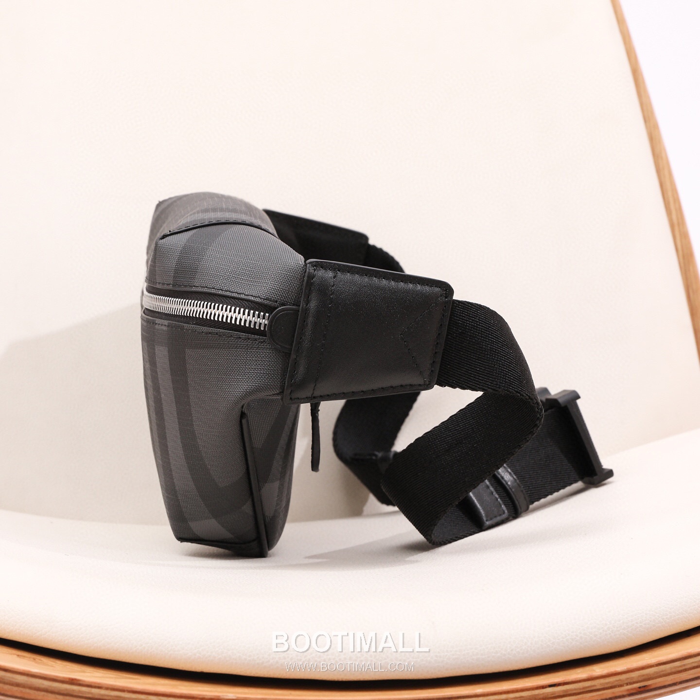 Burberry Smoked Check Belt Bag Check Canvas 버버리 스모크 체크 벨트백 297048 체크 캔버스 31cm 3