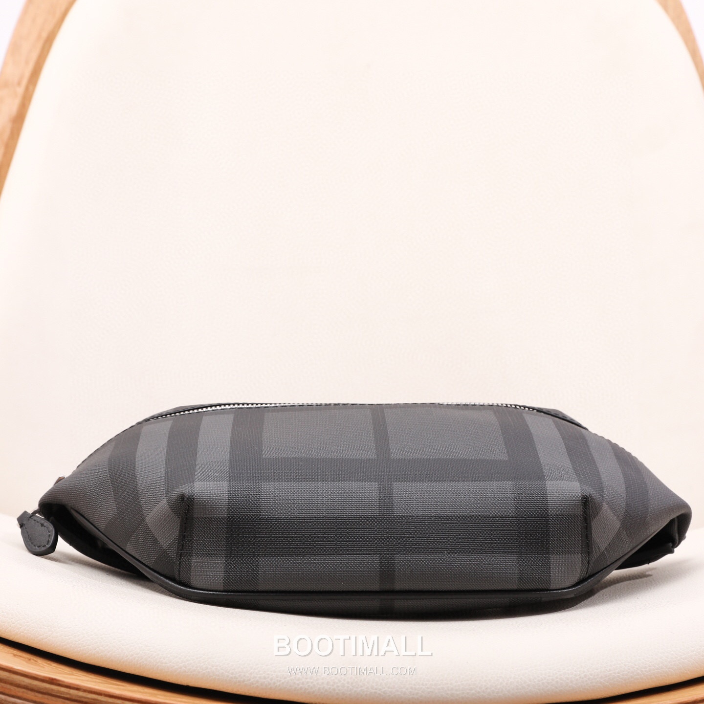 Burberry Smoked Check Belt Bag Check Canvas 버버리 스모크 체크 벨트백 297048 체크 캔버스 31cm 4