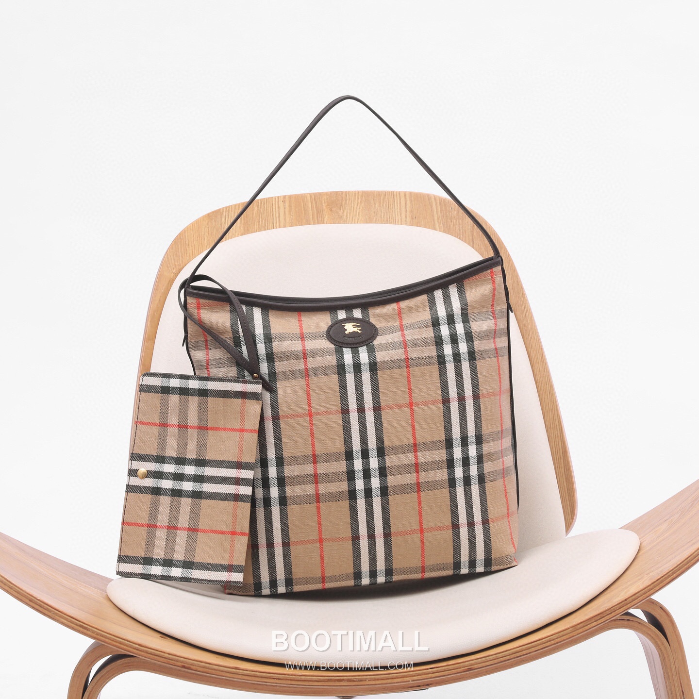 Burberry Highlands Large Tote Sand Tote Bag 버버리 하이랜드 라지 토트 샌드 토트백 38cm 4