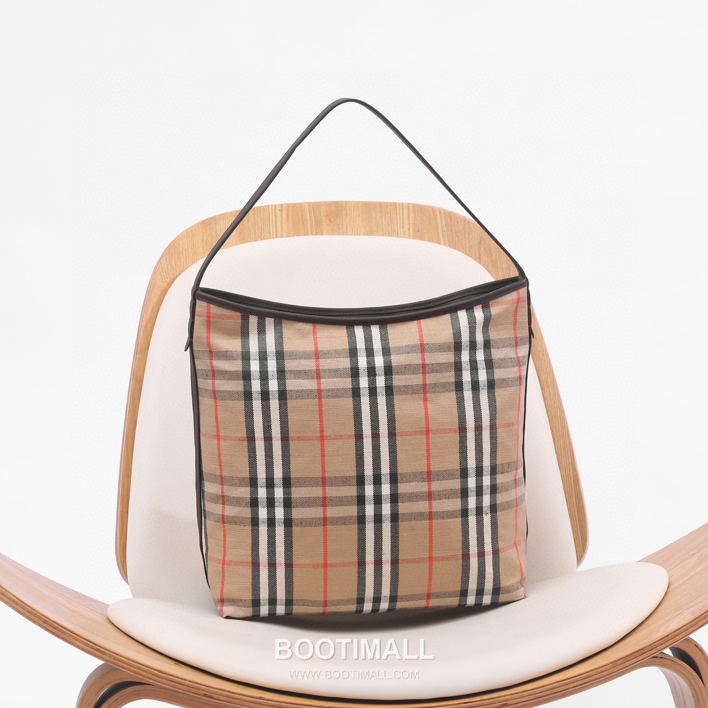 Burberry Highlands Large Tote Sand Tote Bag 버버리 하이랜드 라지 토트 샌드 토트백 38cm 5