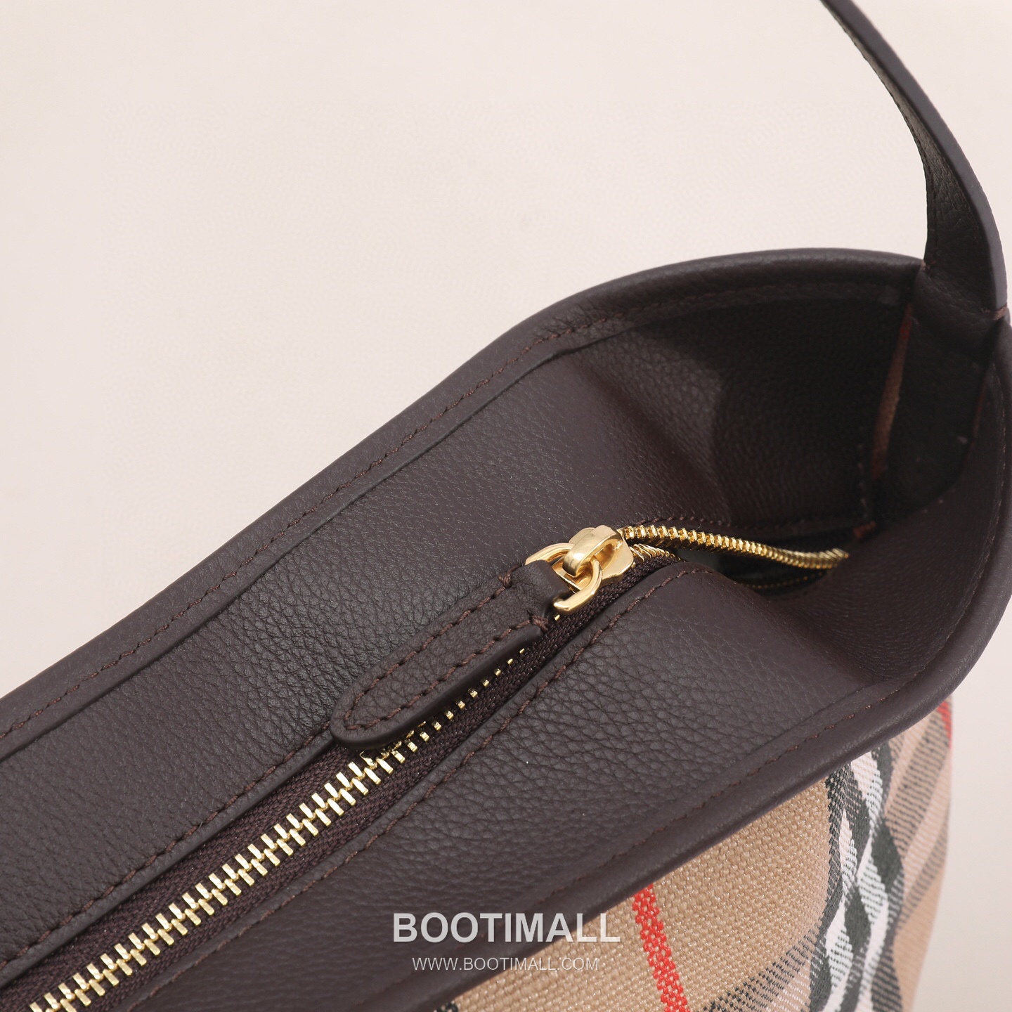 Burberry Highlands Large Tote Sand Tote Bag 버버리 하이랜드 라지 토트 샌드 토트백 38cm 9