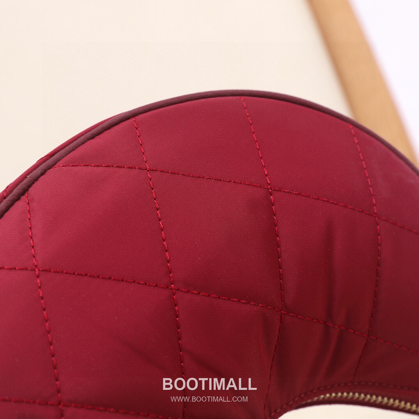 Burberry Half-Moon Tailored Shoulder Bag 버버리 하프문 테일러드 숄더백 23.5cm 6