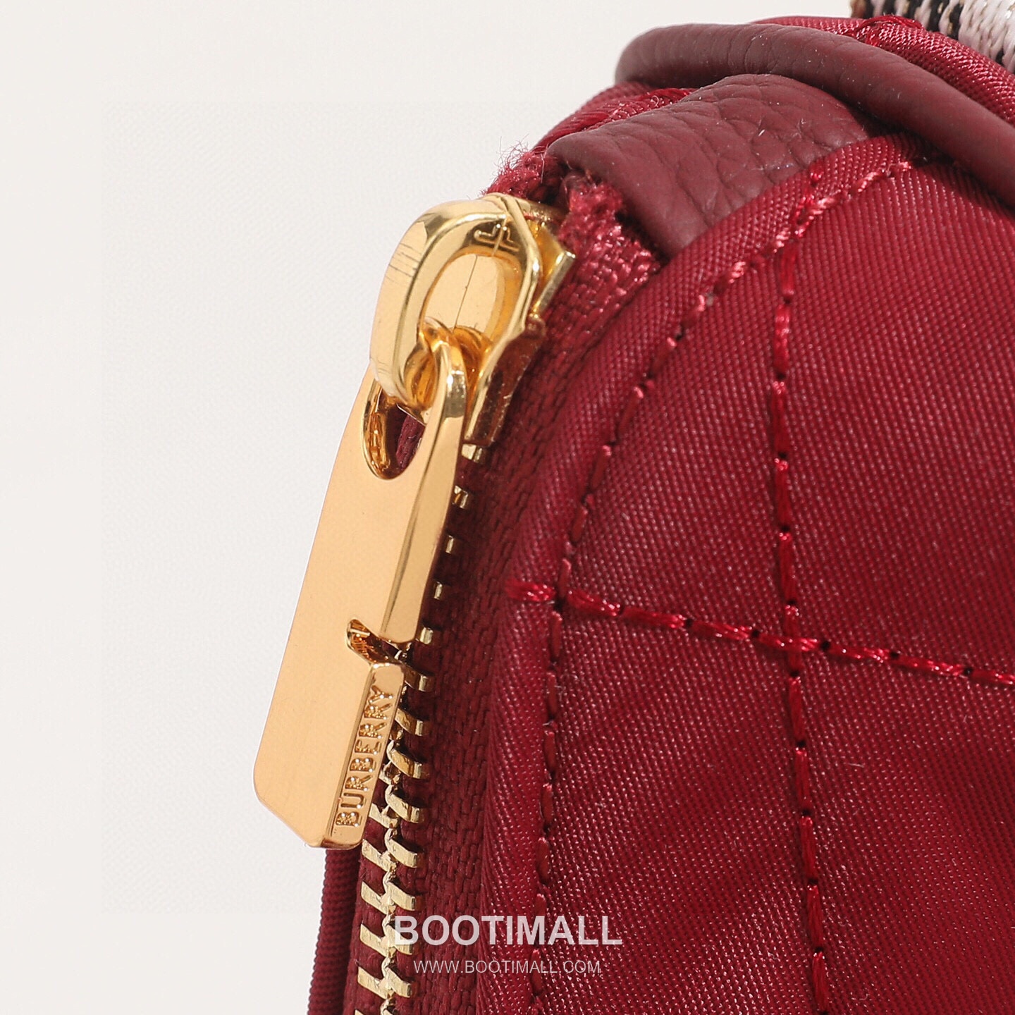 Burberry Half-Moon Tailored Shoulder Bag 버버리 하프문 테일러드 숄더백 23.5cm 7