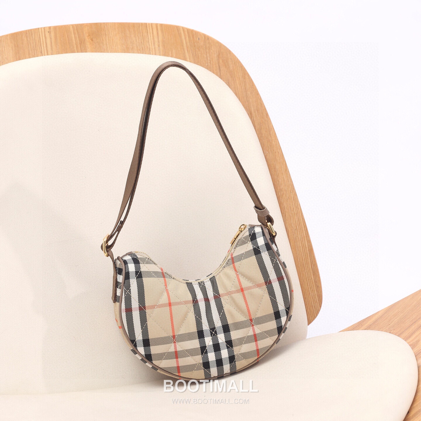Gucci Half-Moon Check Shoulder Bag Check Fabric 구찌 하프문 체크 숄더백 308158 체크 패브릭 23.5cm -2 6