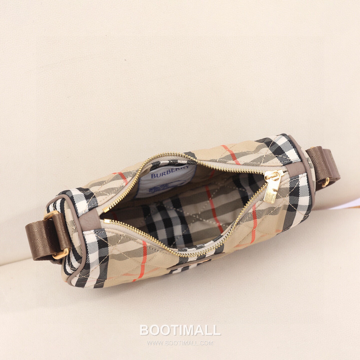 Gucci Half-Moon Check Shoulder Bag Check Fabric 구찌 하프문 체크 숄더백 308158 체크 패브릭 23.5cm -2 10