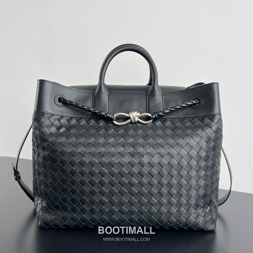 Bottega Veneta Andiamo Intrecciato Tote Smooth Leather, Intrecciato Leather Dark Tote Bag 보테가 베네타 안디아모 인트레치아토 토트 스무스 레더, 인트레치아토 레더 다크 토트백 43cm 1