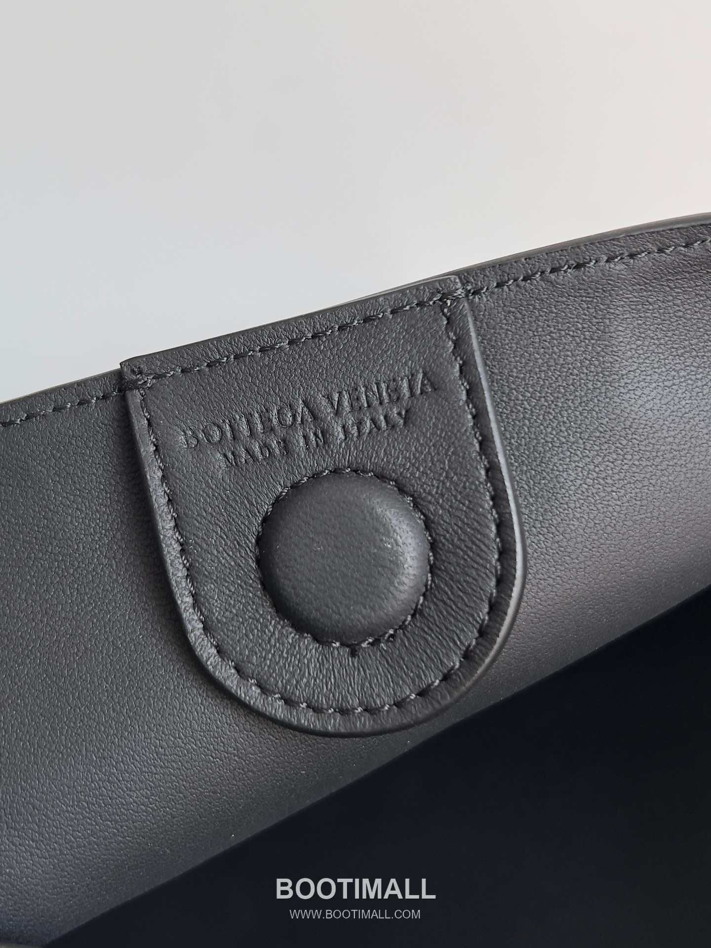 Bottega Veneta Sardine Croc-Embossed Large Croc-Embossed Cowhide Leather Green Shoulder Bag 보테가 베네타 사딘 크로커다일 엠보싱 라지 크로커다일 엠보싱 소가죽 그린 숄더백 36cm 9