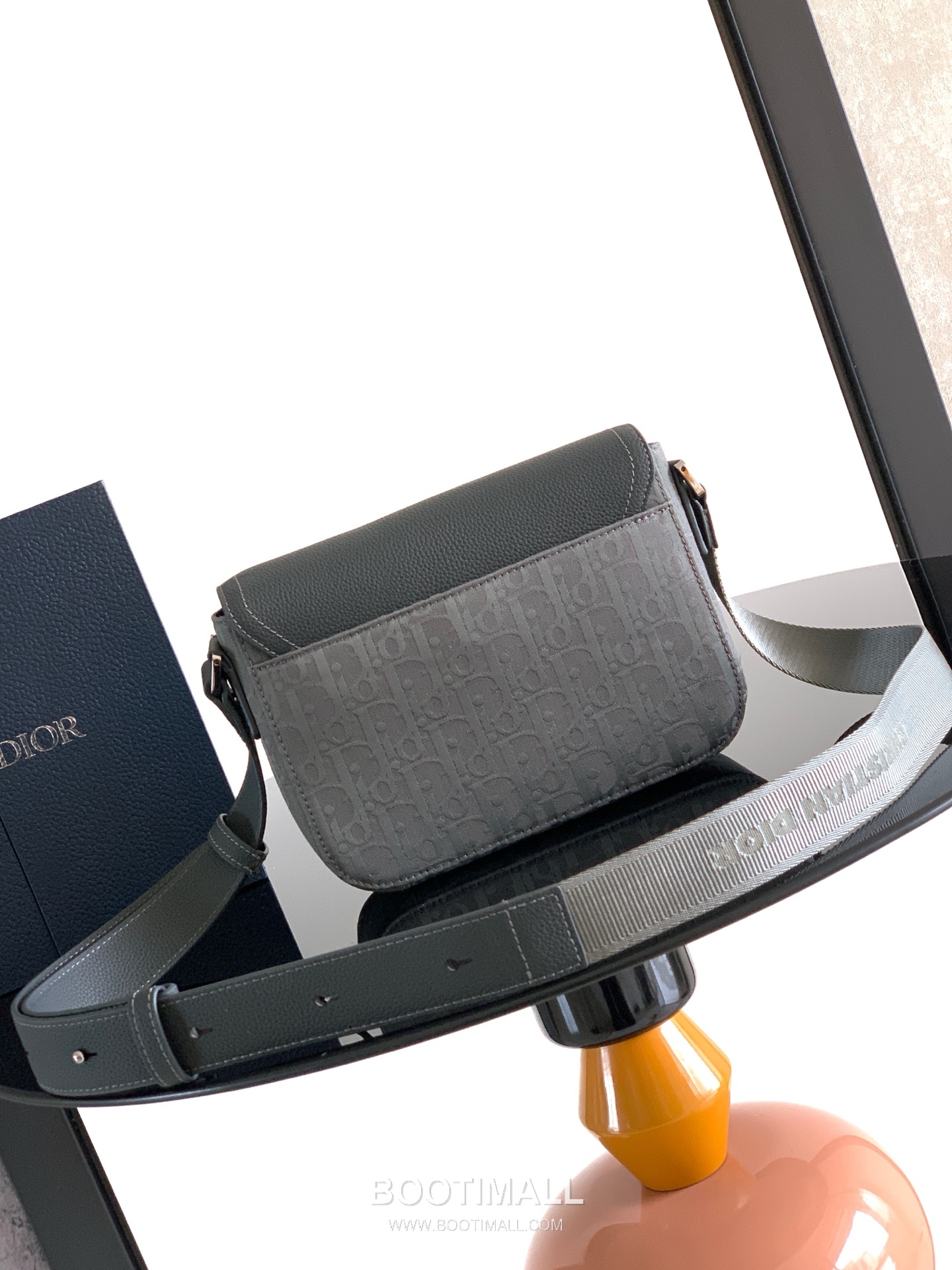 Dior Oblique Saddle Flap Messenger Oblique Printed Cotton Tech Fabric Grained Cowhide Black Messenger Bag 디올 오블리크 새들 플랩 메신저 오블리크 프린트 코튼 테크 패브릭 그레인드 소가죽 블랙 메신저백 23cm 3