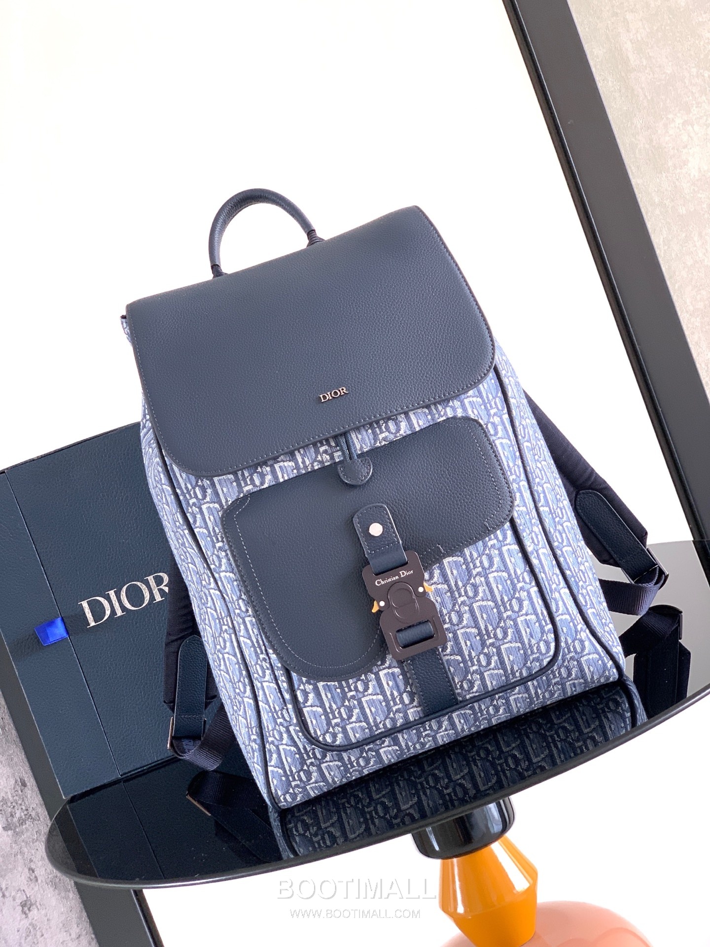 Dior Saddle Oblique Backpack 1ADBA200 Technical Fabric, Cotton, Grained Calfskin Blue 디올 새들 오블리크 백팩 1ADBA200 테크니컬 패브릭, 코튼, 그레인드 카프스킨 블루 41cm 1