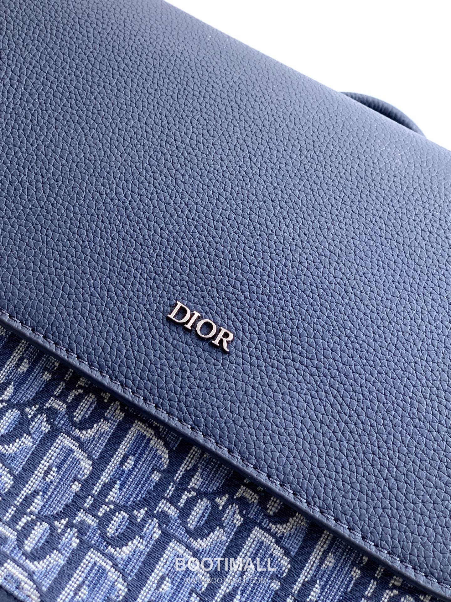 Dior Saddle Oblique Backpack 1ADBA200 Technical Fabric, Cotton, Grained Calfskin Blue 디올 새들 오블리크 백팩 1ADBA200 테크니컬 패브릭, 코튼, 그레인드 카프스킨 블루 41cm 4