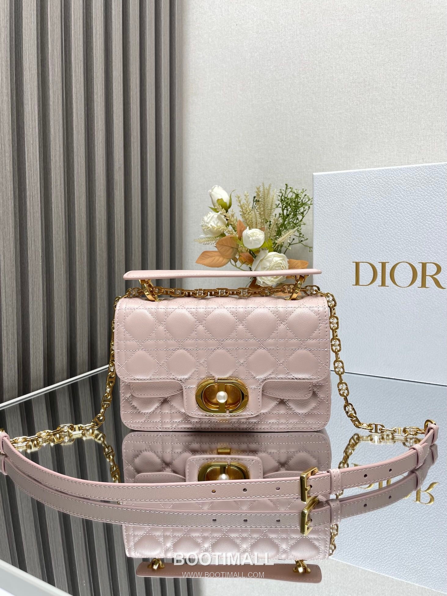 Dior Jolie Cannage Pearl Calfskin Leather Black Card Holder 디올 졸리 까나쥬 펄 카프스킨 레더 블랙 카드홀더 22cm 1