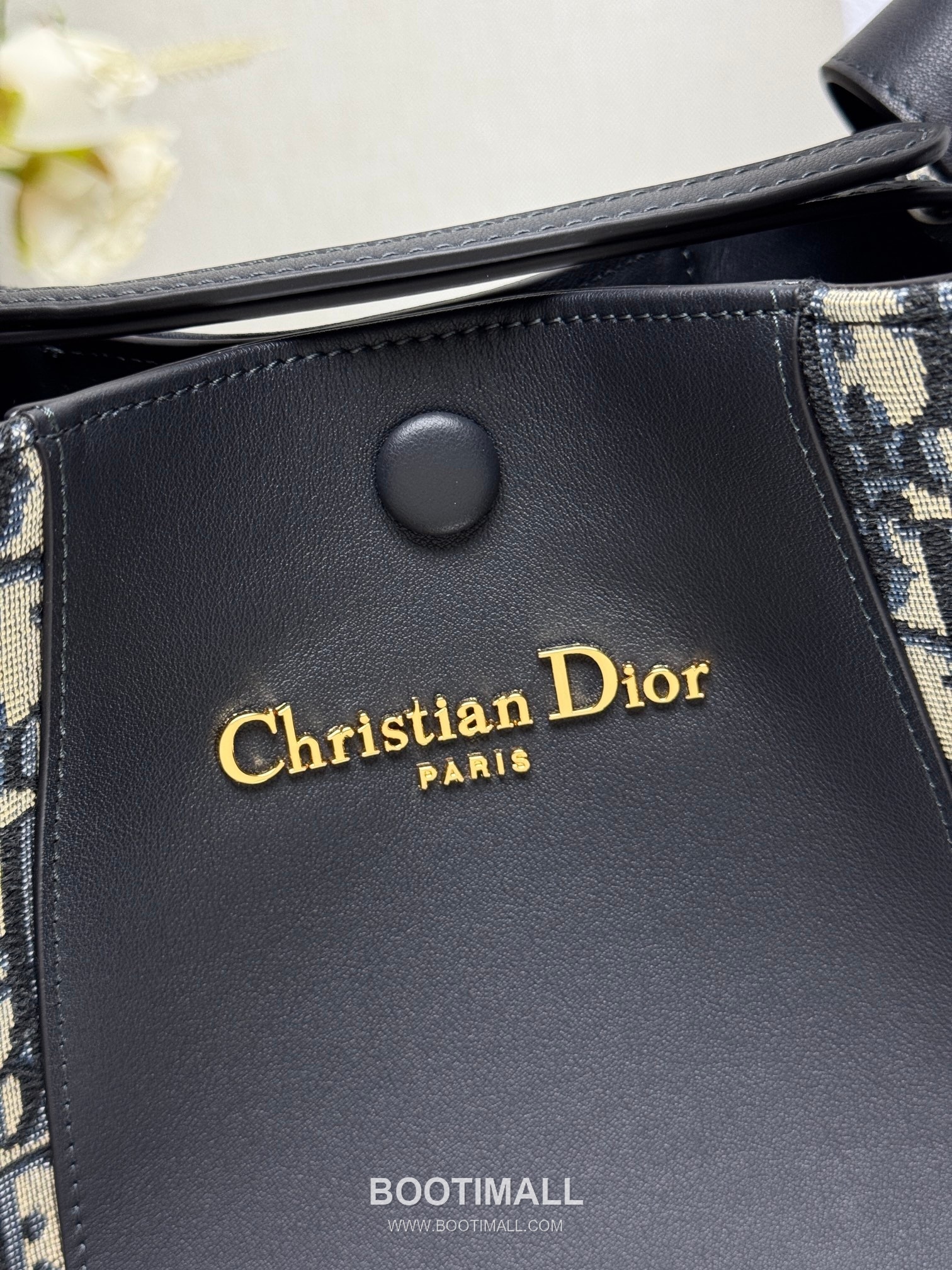 Louis Vuitton Signature Monogram Bucket Monogram Canvas Blue Bucket Bag 루이비통 시그니처 모노그램 버킷 모노그램 캔버스 블루 버킷백 21cm 9