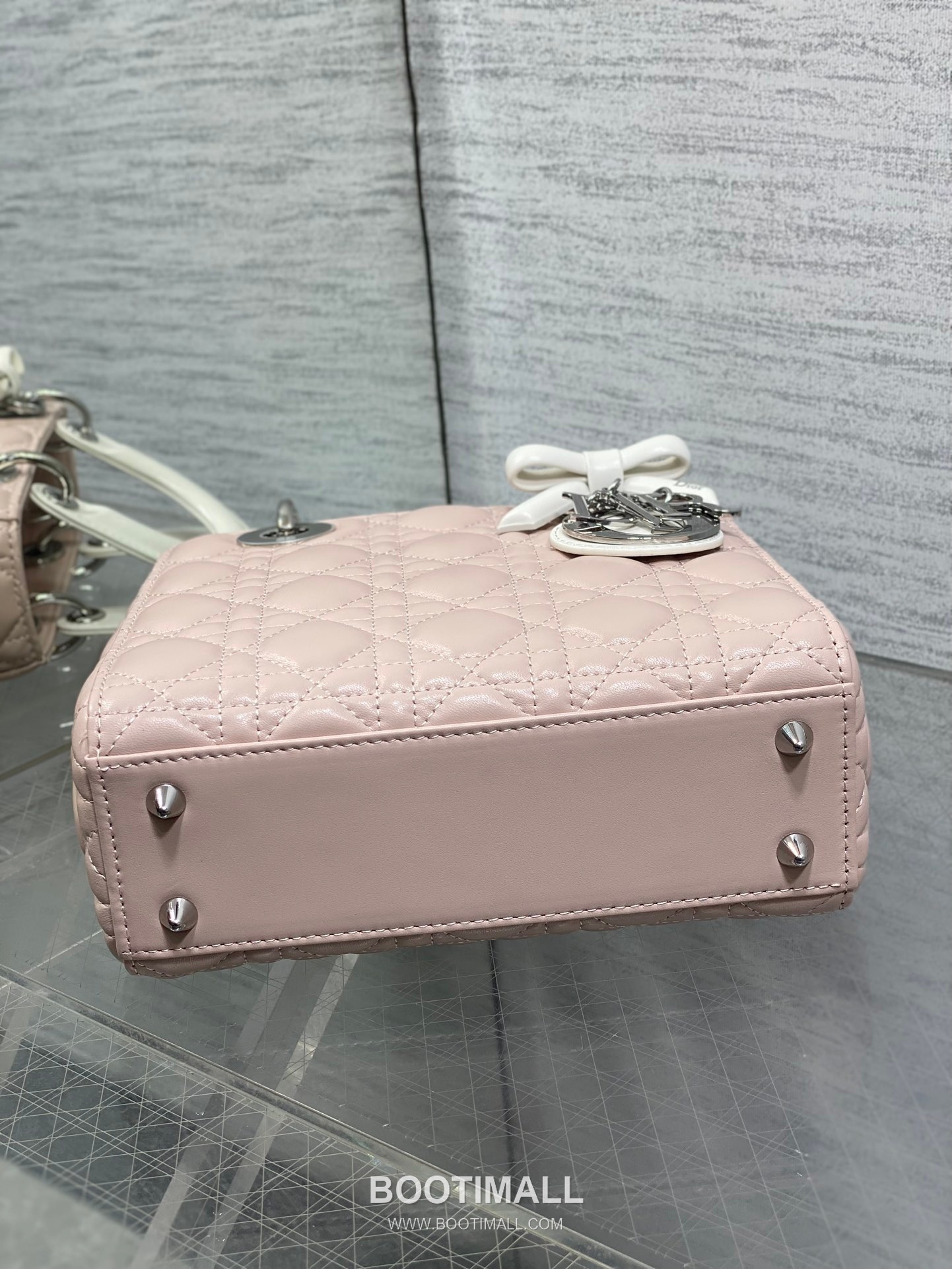 Dior Lady Cannage Bow Lambskin Top Handle Bag 디올 레이디 까나쥬 보우 램스킨 토트백 20cm 7