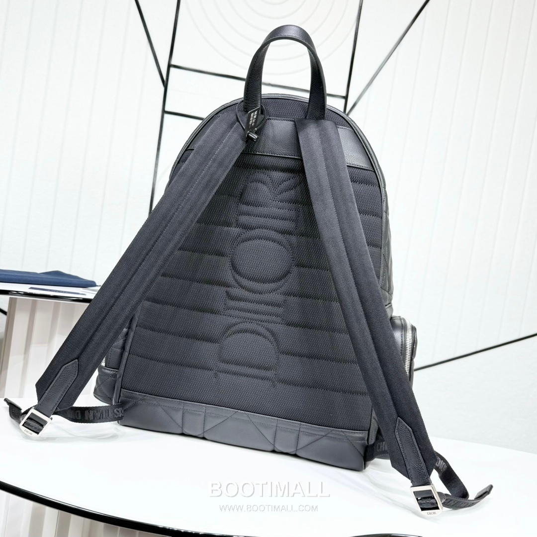 Dior Maxi Cannage Backpack 1ESBA220MNE Cowhide Leather Black 디올 맥시 까나쥬 백팩 1ESBA220MNE 소가죽 블랙 46cm 4